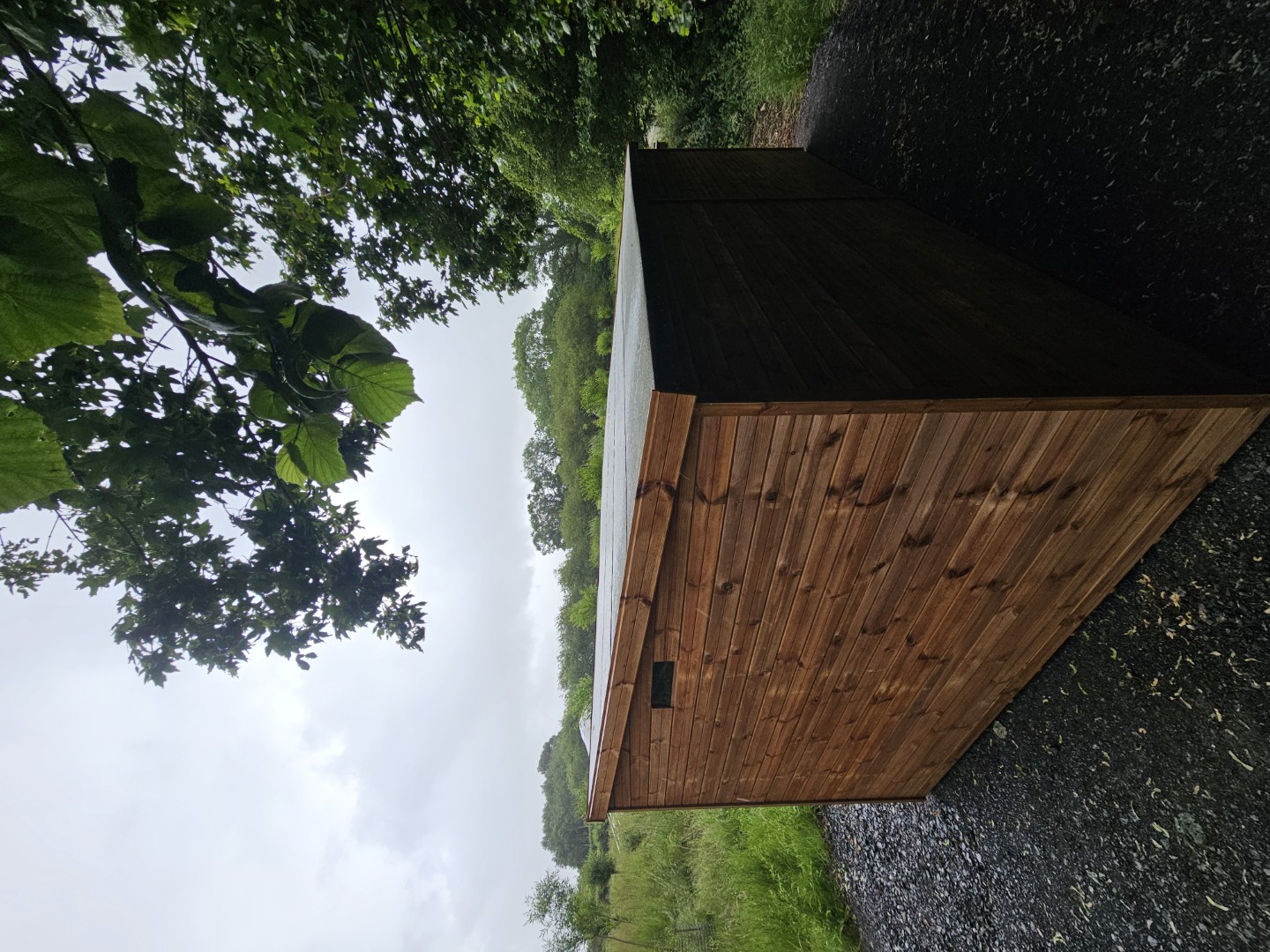 Rear and side view of the Yeo Valley Organic field shed in its rural Bristol setting