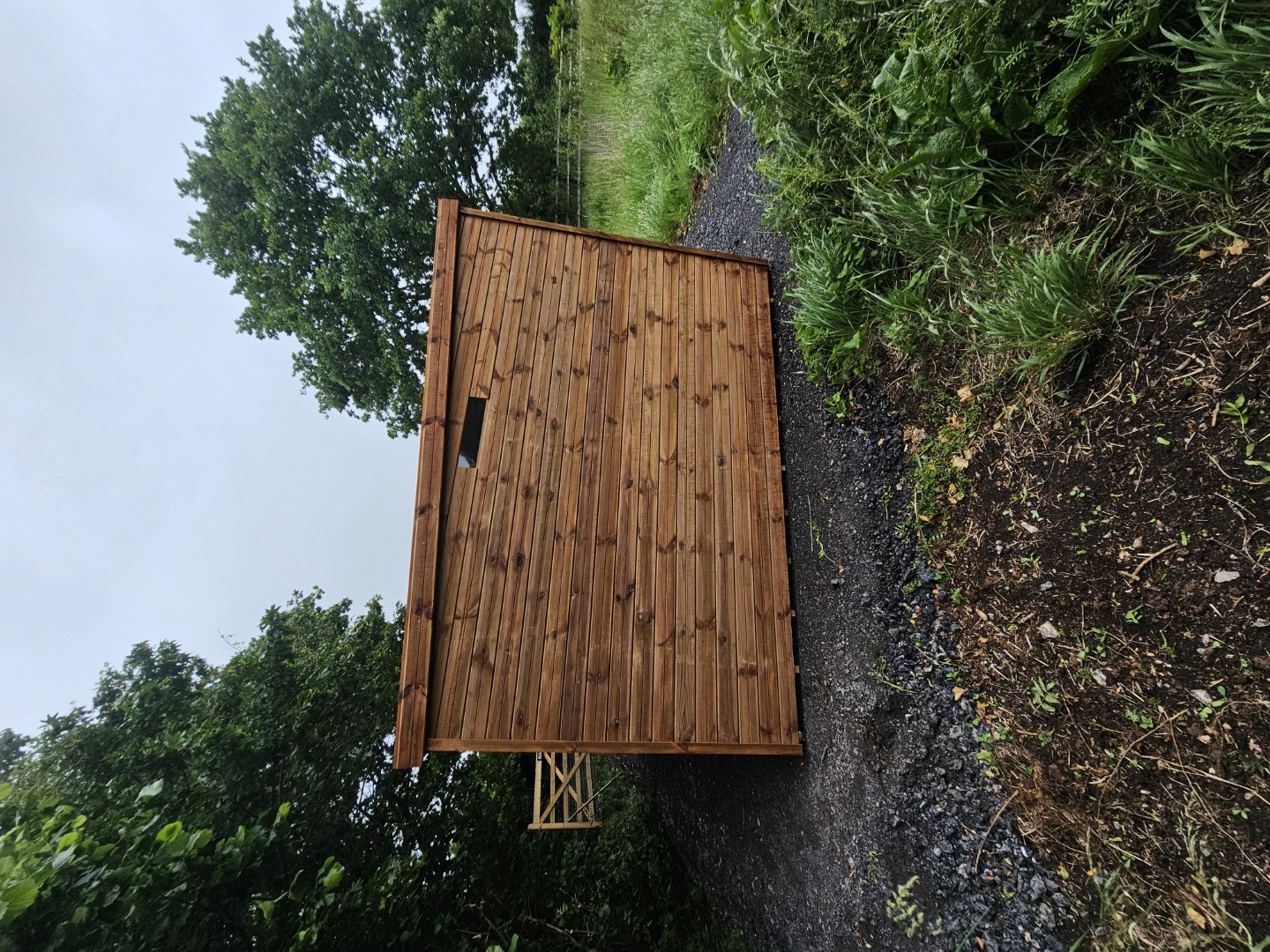 End view of the Pent Tanalised shed showing one of the two security windows