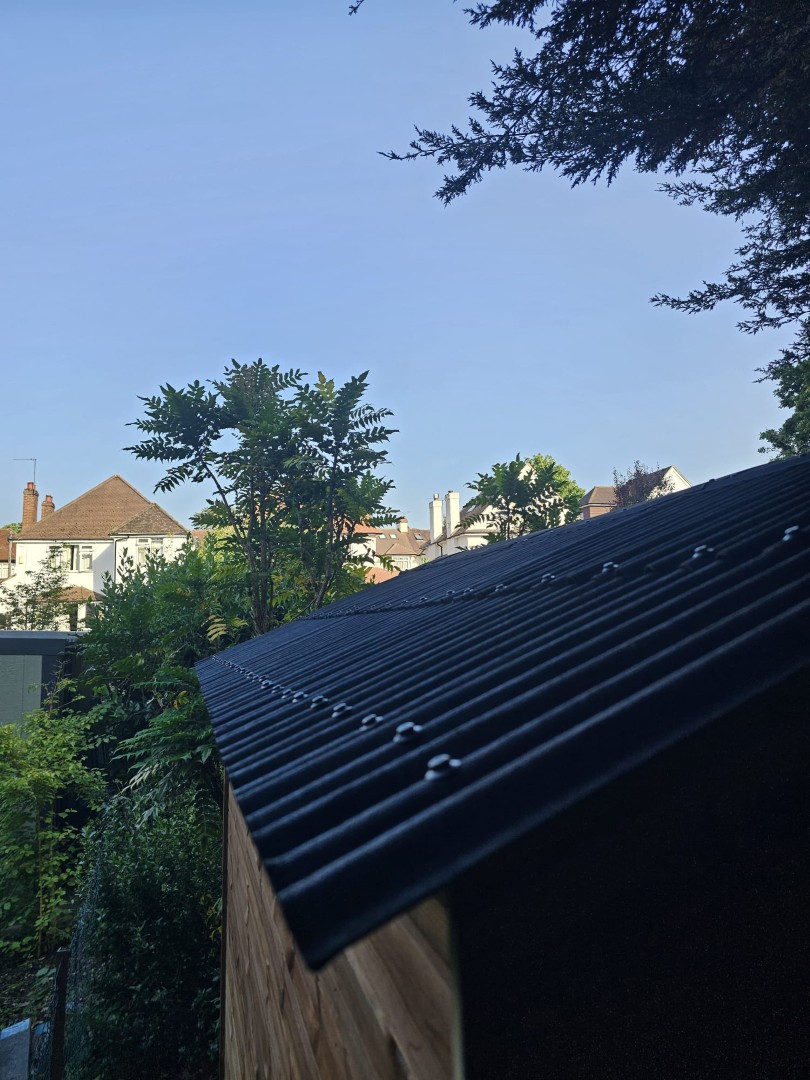 Onduline roof detail on the Milton Keynes HiPex Security shed