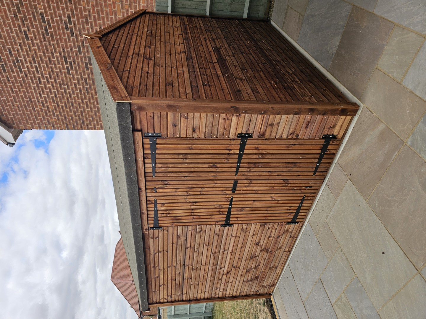 Angled front view of the completed Reading Hipex Beast shed