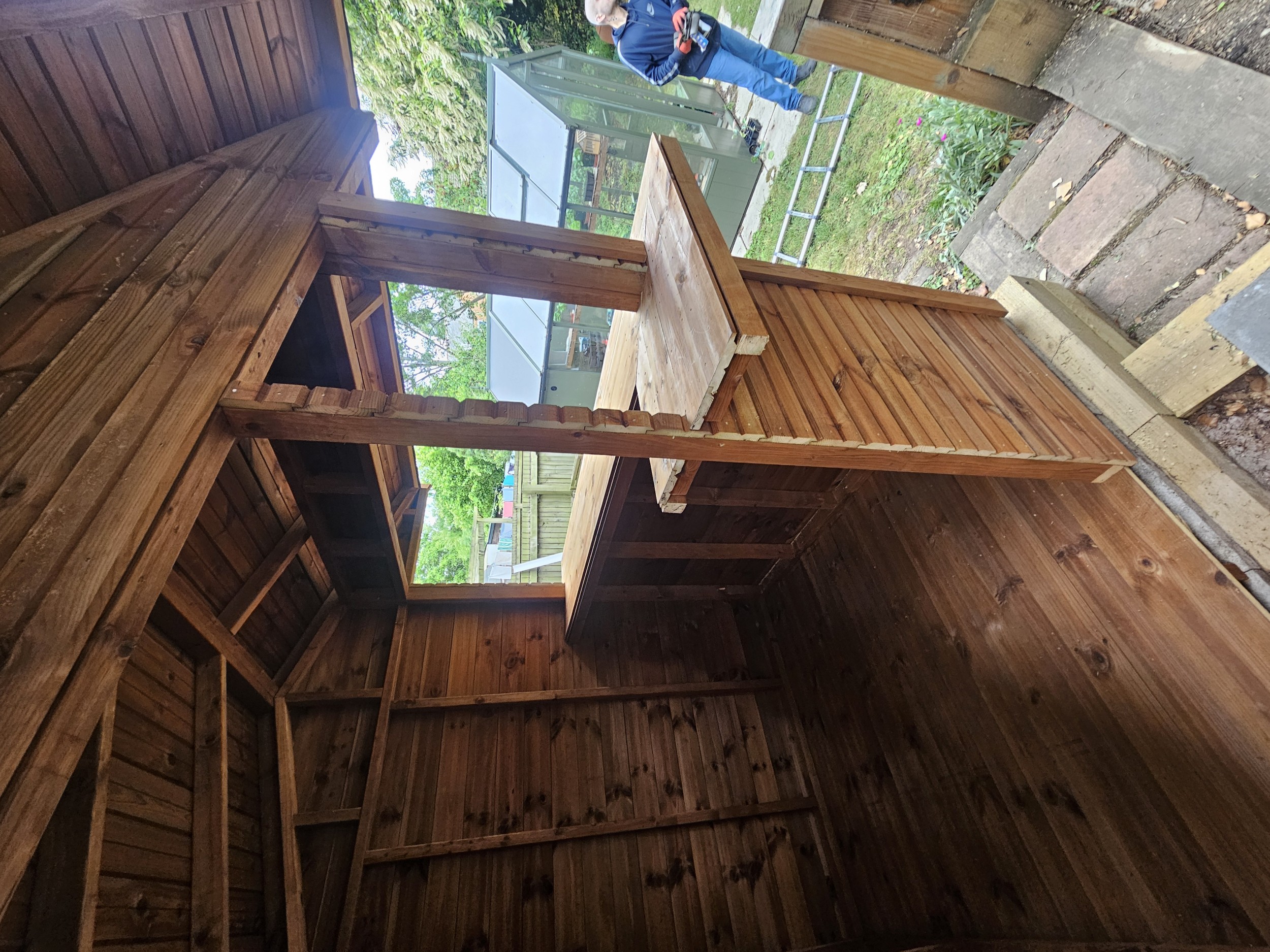 6x5 bespoke garden bar