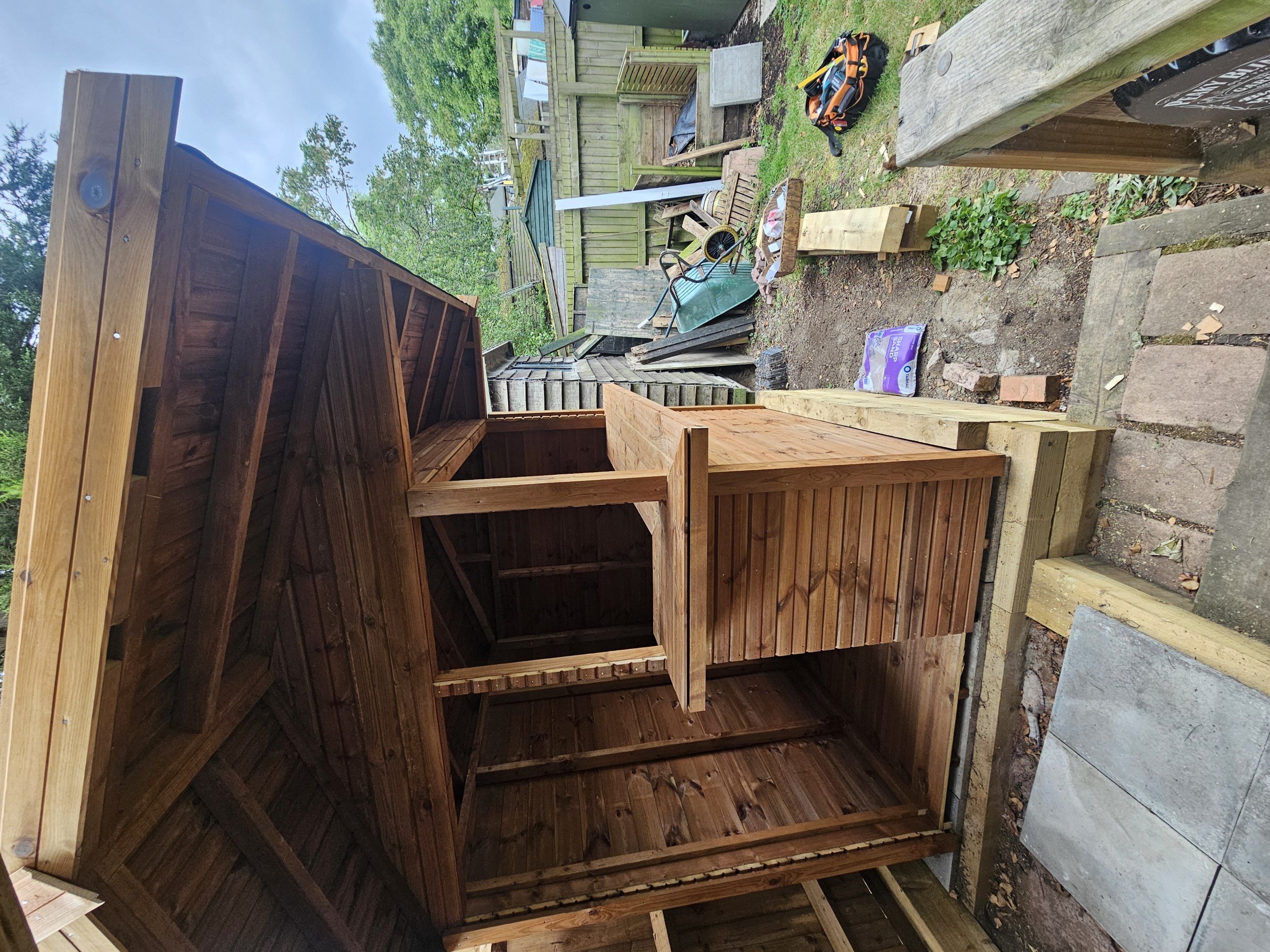 6x5 bespoke garden bar