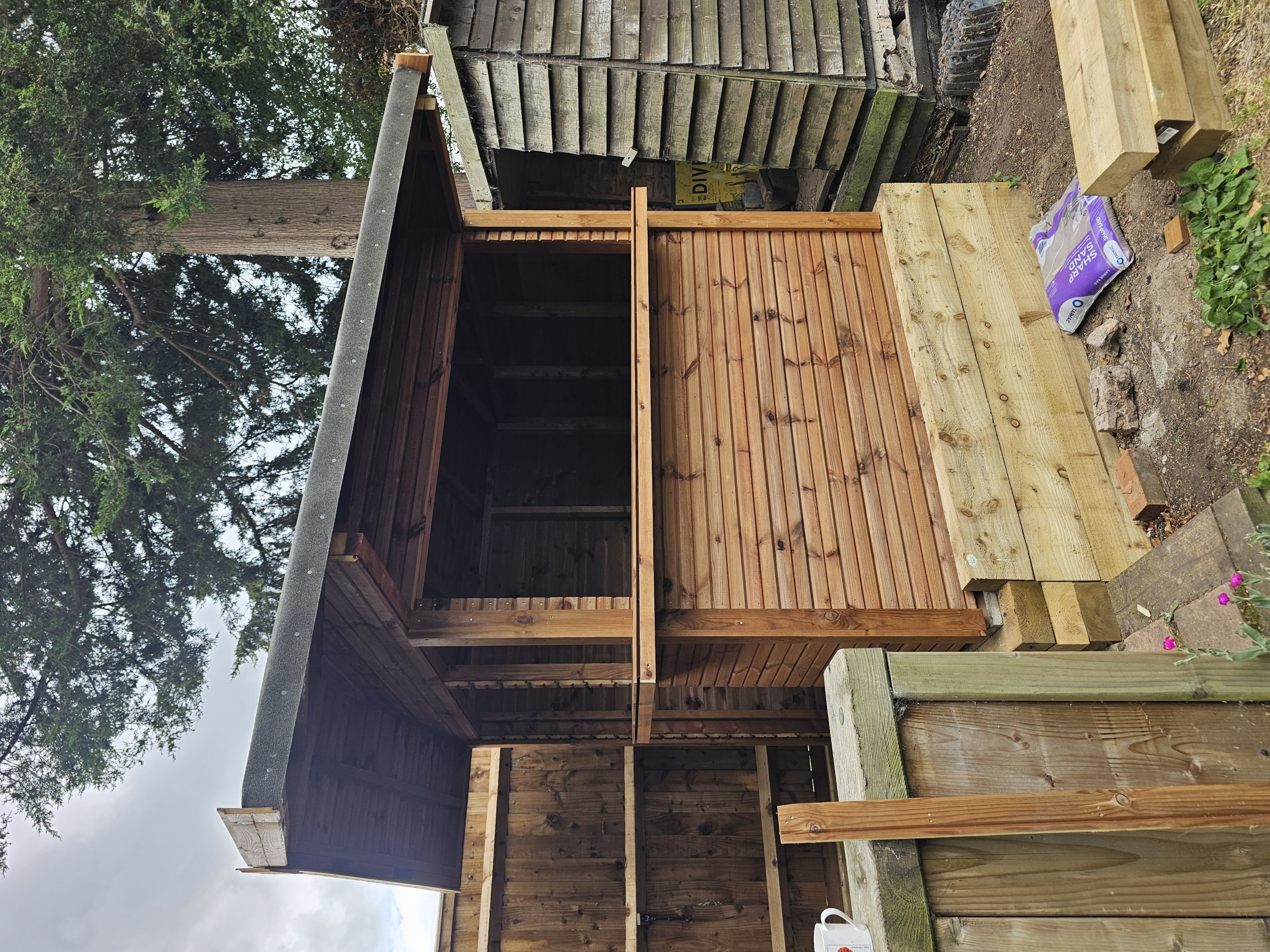 6x5 bespoke garden bar