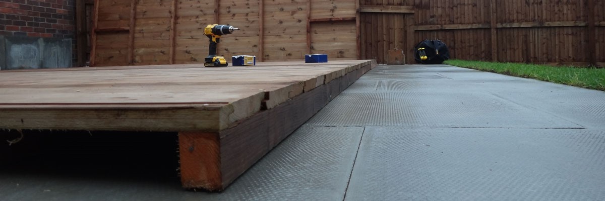 Close-up of Beast shed floor construction