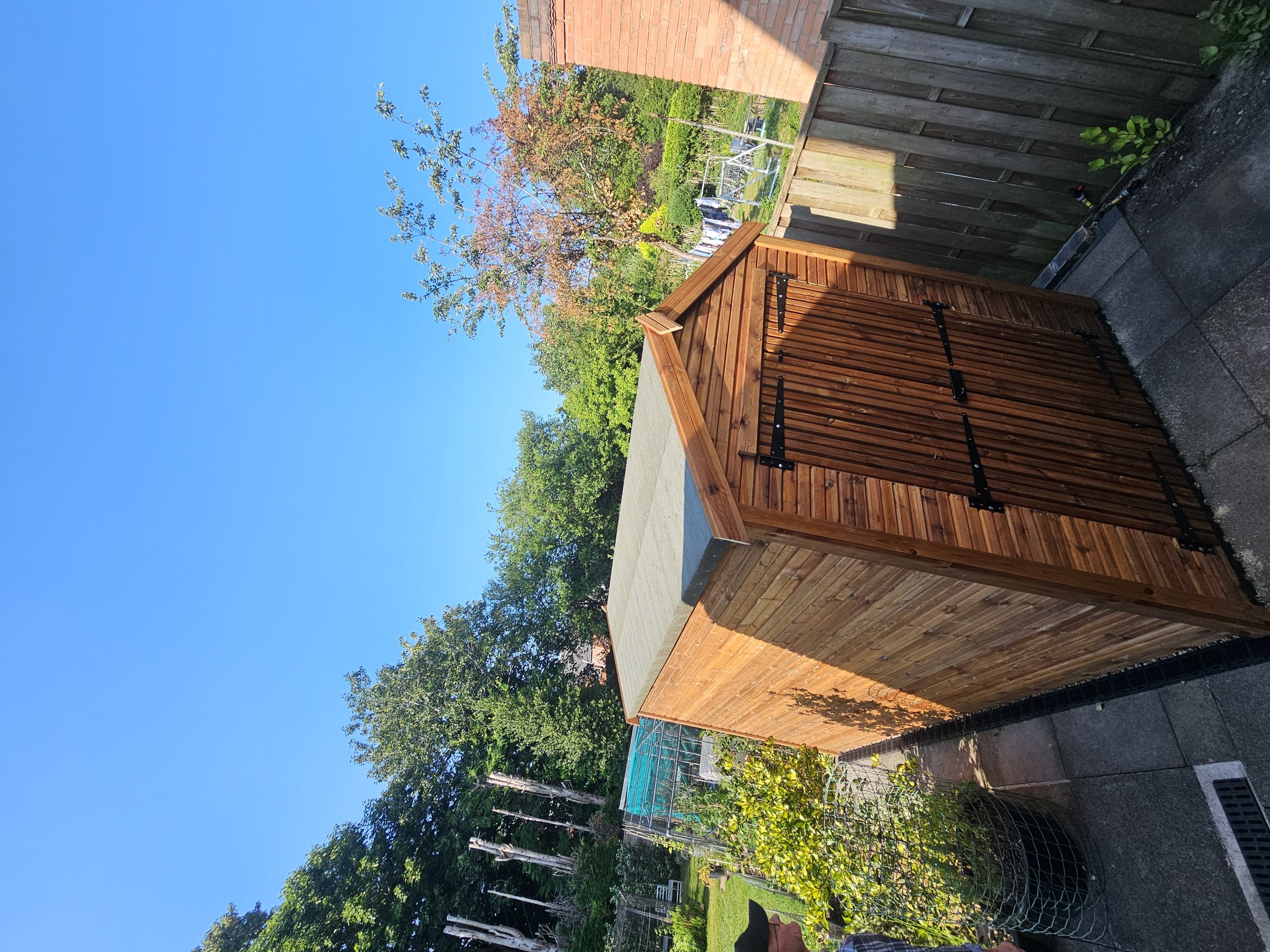 12x6 Apex with one extra height board