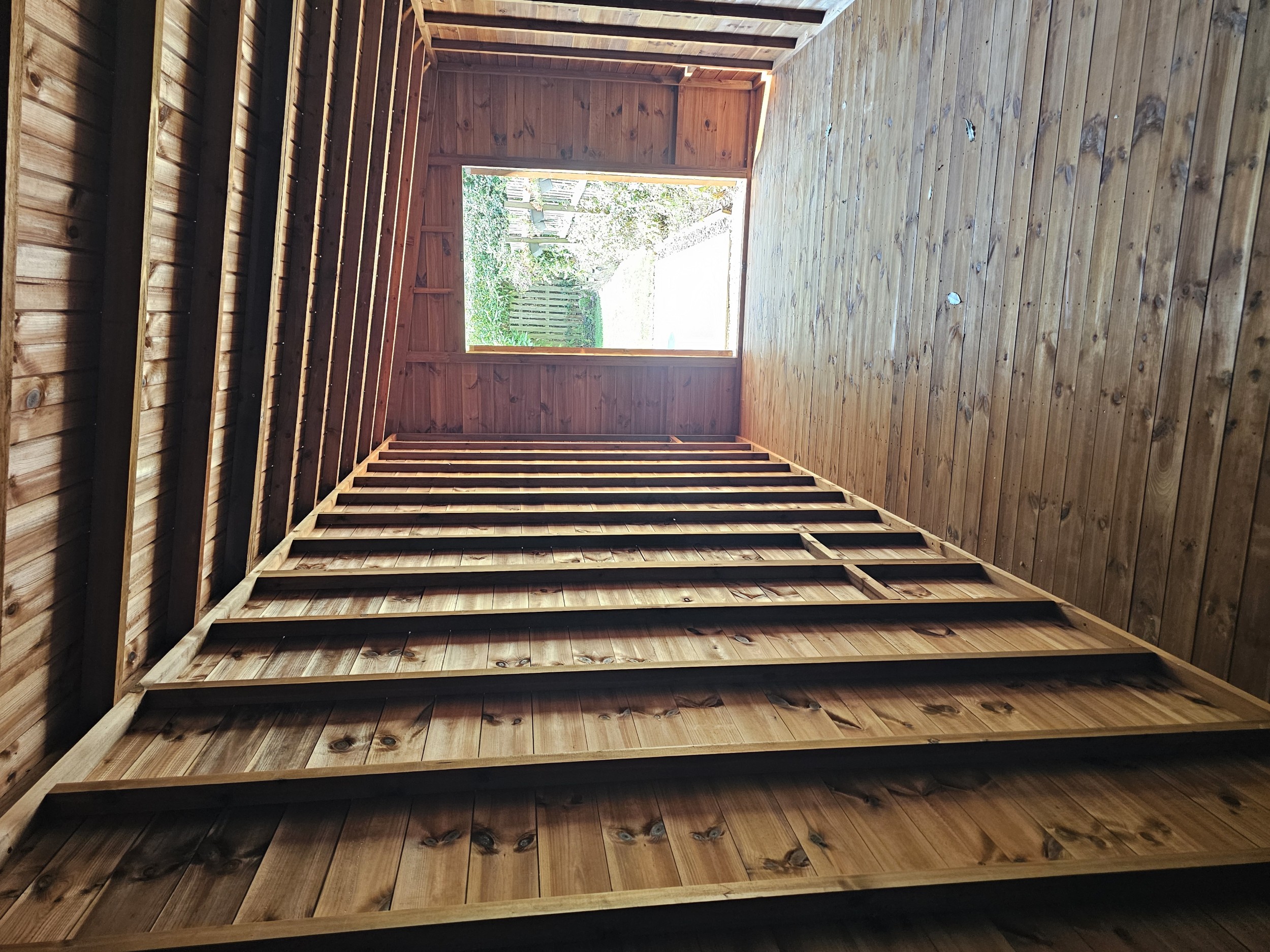 22x8 Pent f with three extra height boards