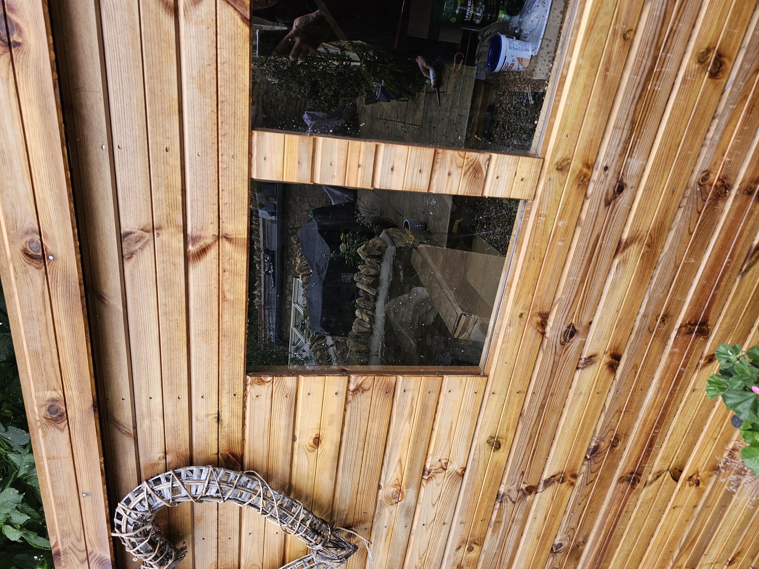 Standard shed window with glass pane